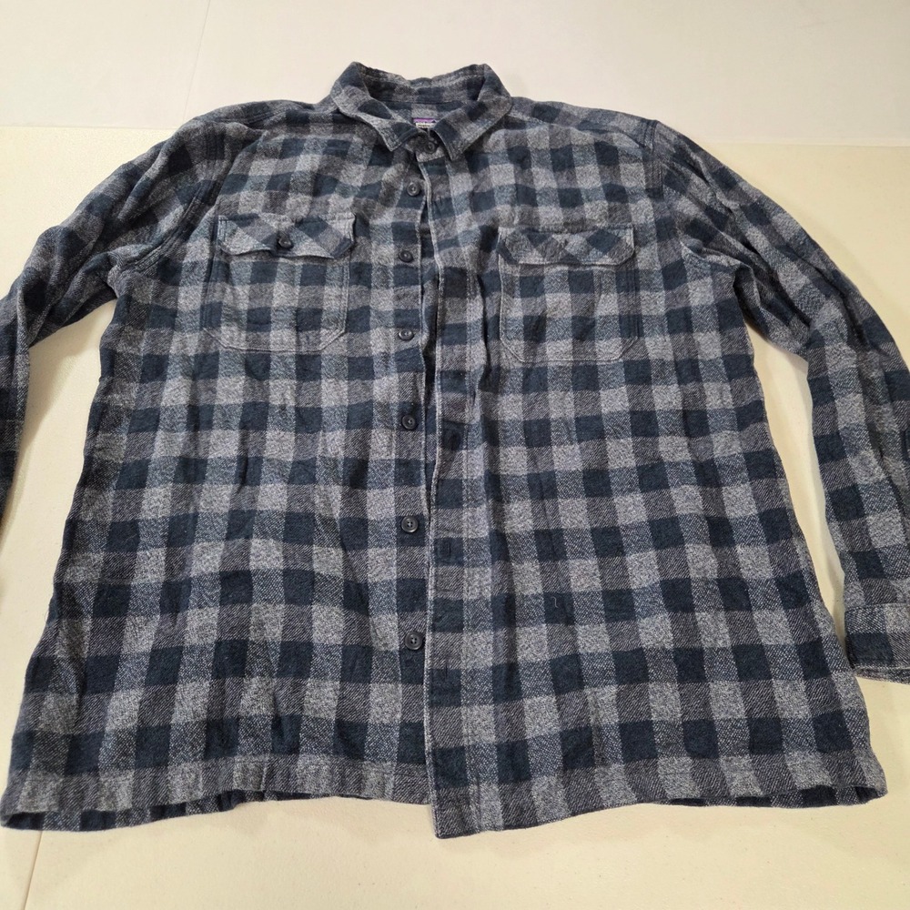 Patagonia Mens XL Organic Cotton Fjord Flannel Shirt Navy Blue Grey Plaid Check